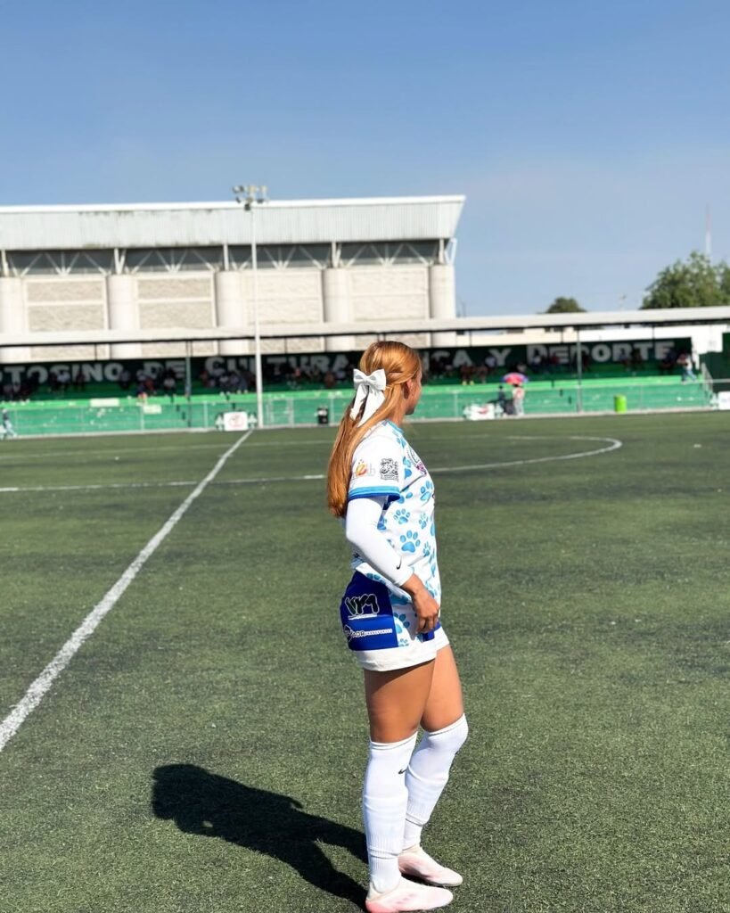 Team Jersey and Shorts with Bow