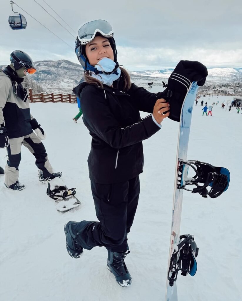 All-Black Snowboarding Look