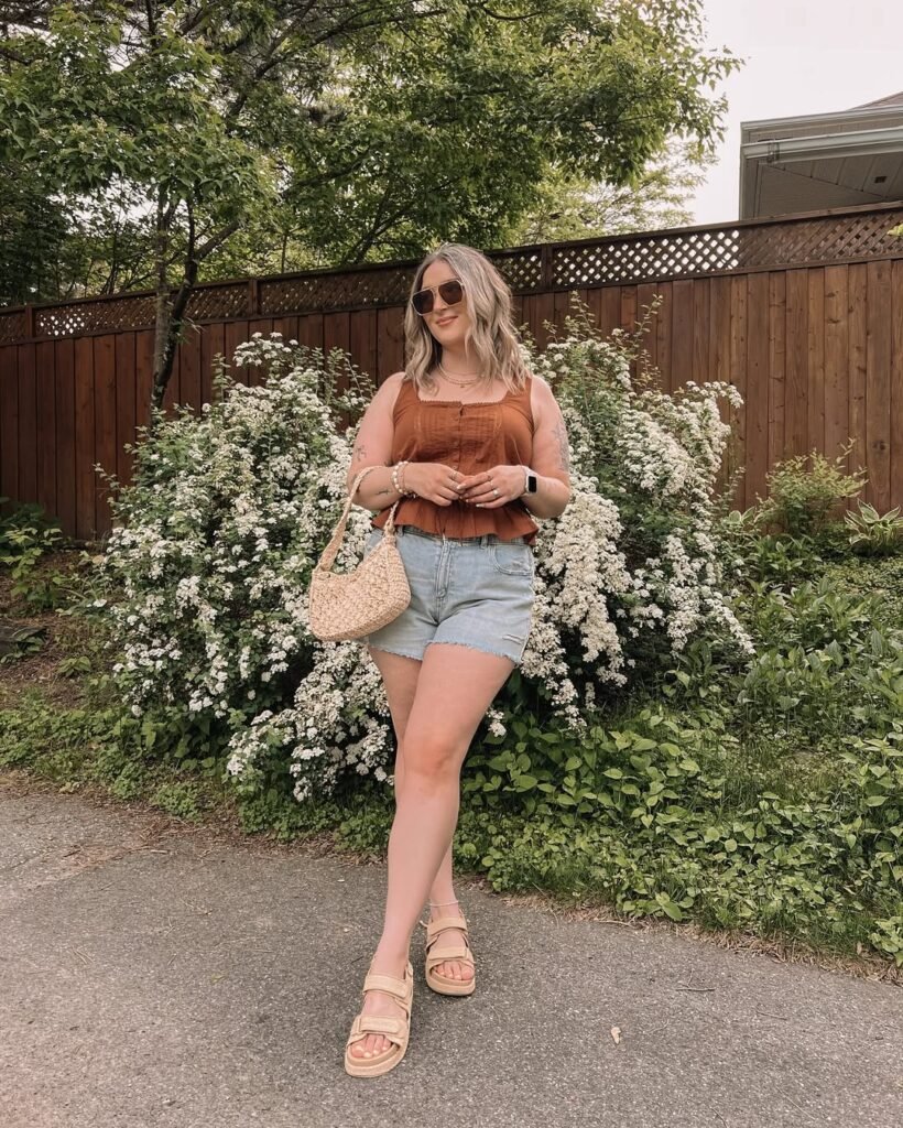 Spring Summer Denim Shorts Outfits