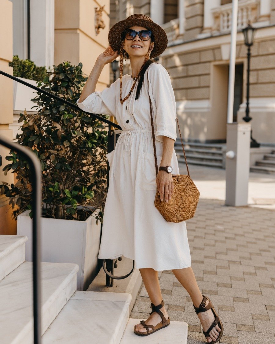 Edgy Street Style with Flowing Details