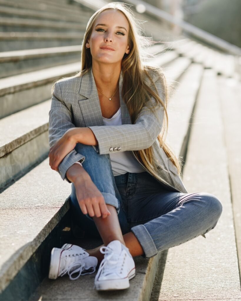 Casual Blazer & Denim Combo March Outfits