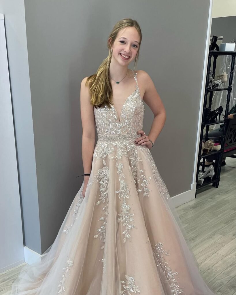 Elegant Style Champagne Prom Dresses