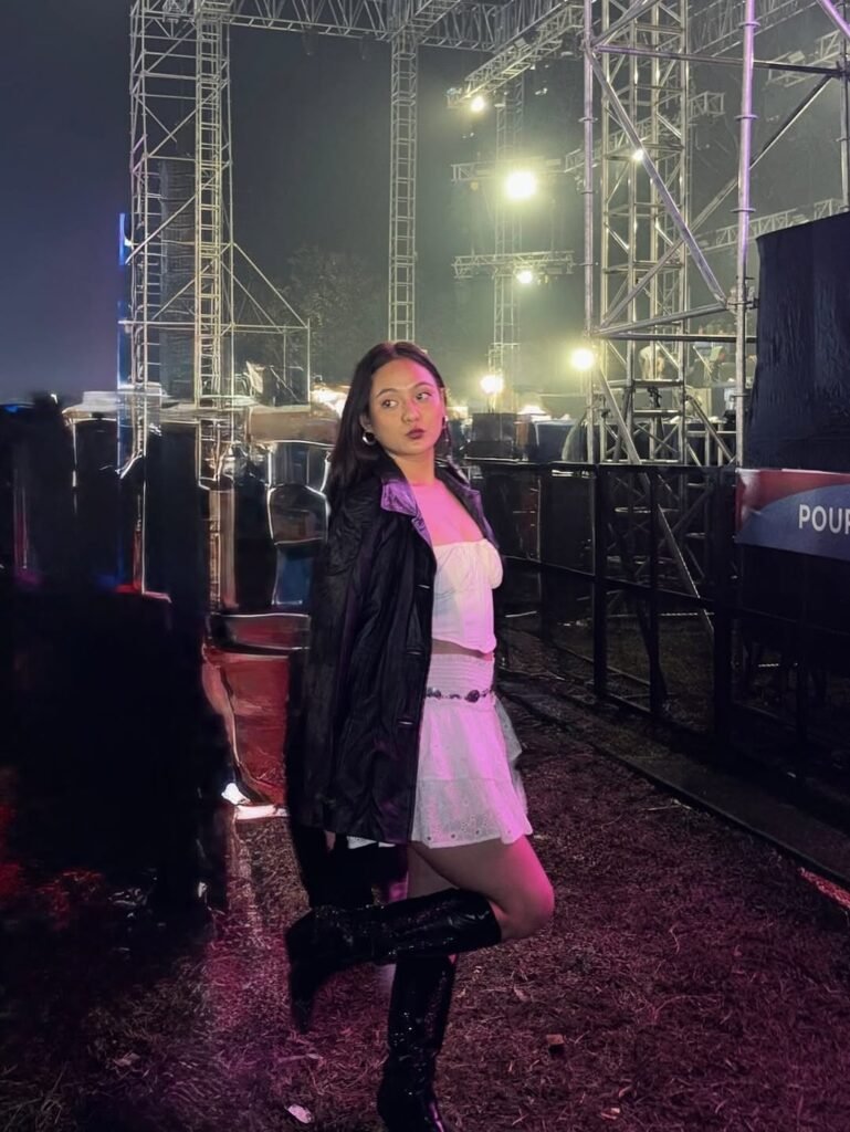 White Mini Mariah The Scientist Concert Outfits