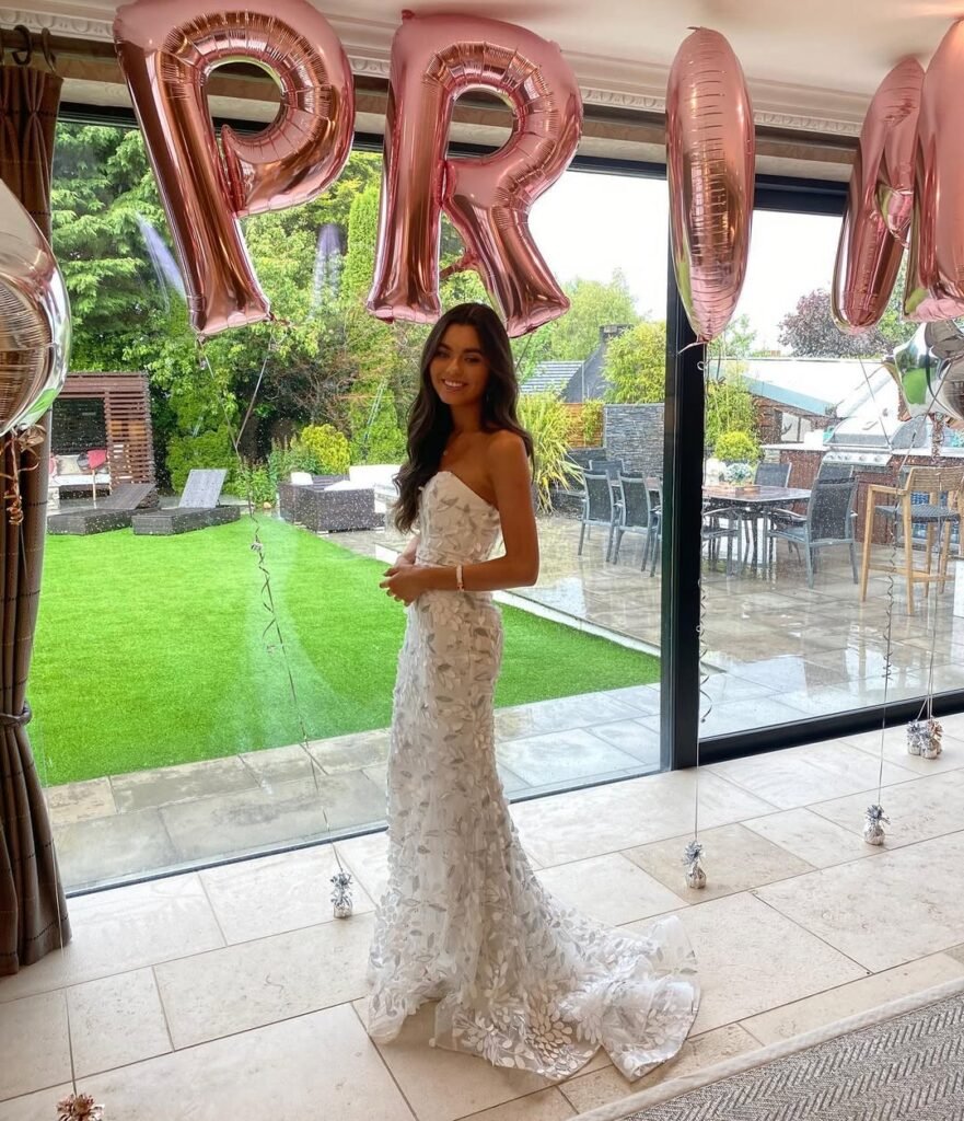 Romantic White Lace Mermaid Prom Dress