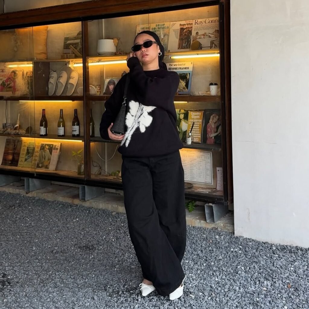 Baggy Jeans Outfit Ideas for Women