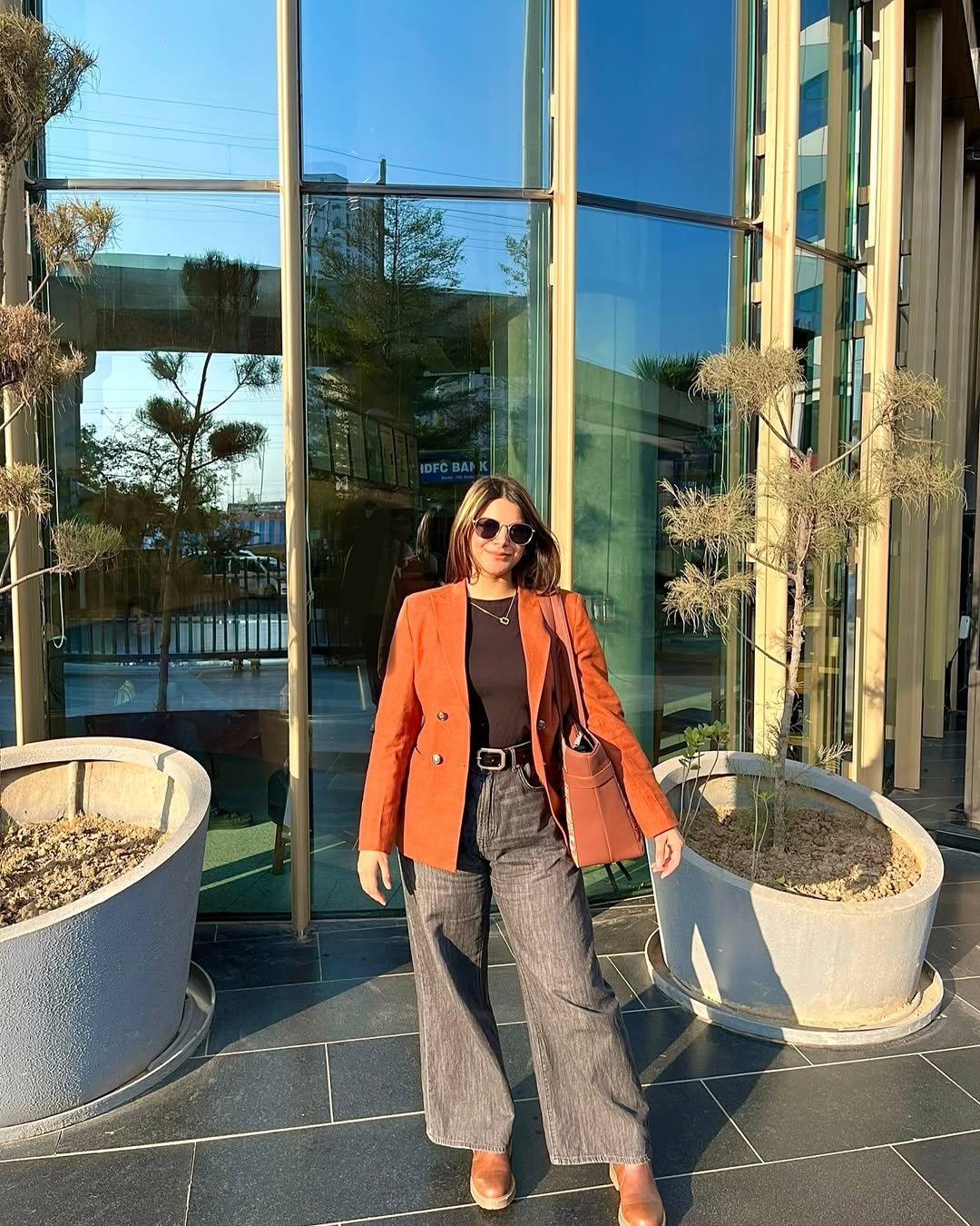 Warm-Toned March Office Outfit Ideas