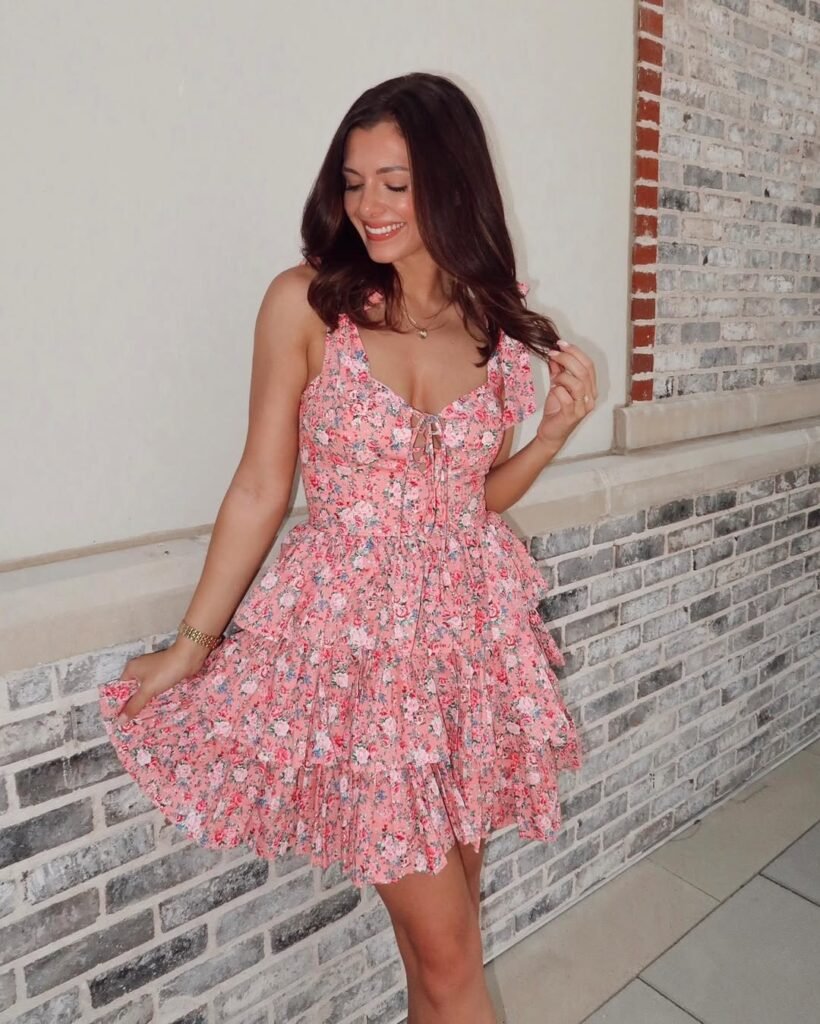 Cute Bridal Shower Guest Outfits 