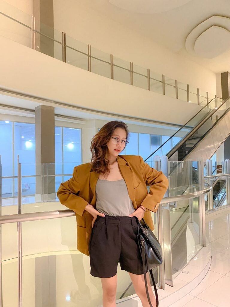 Clothes For 30 Year Old Woman