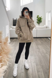 Baggy Jeans And Hoodie Outfit Female