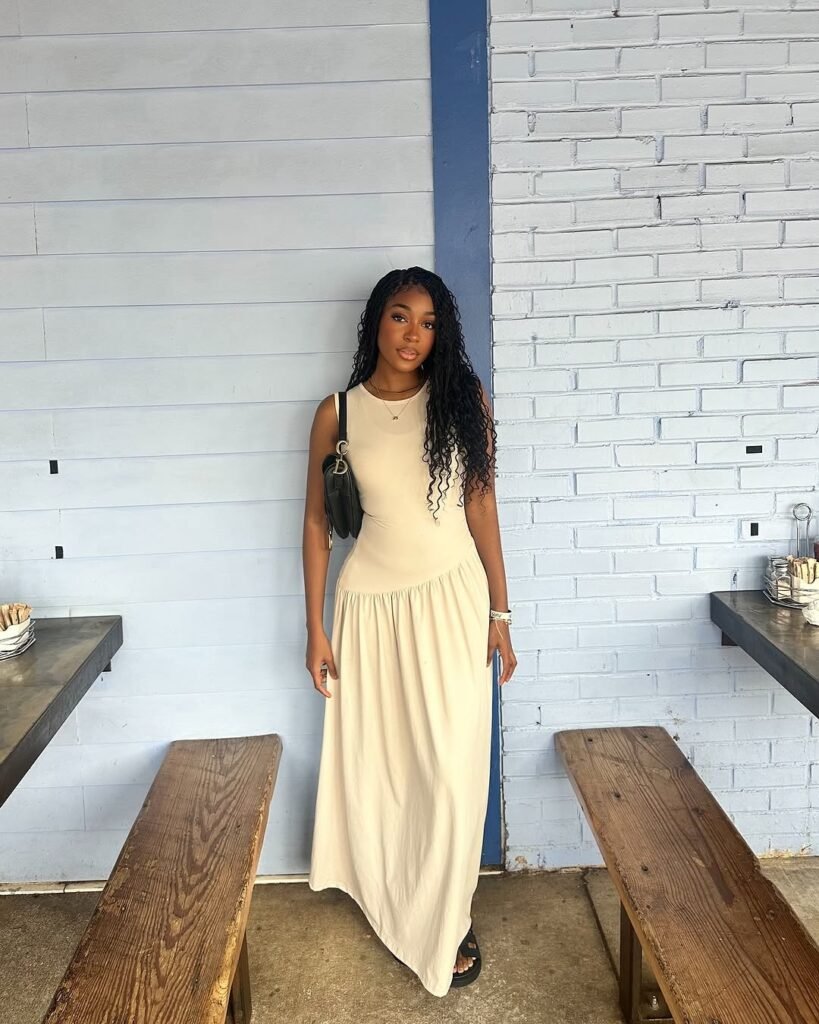 Chic Minimalist Outfit for Effortless Style