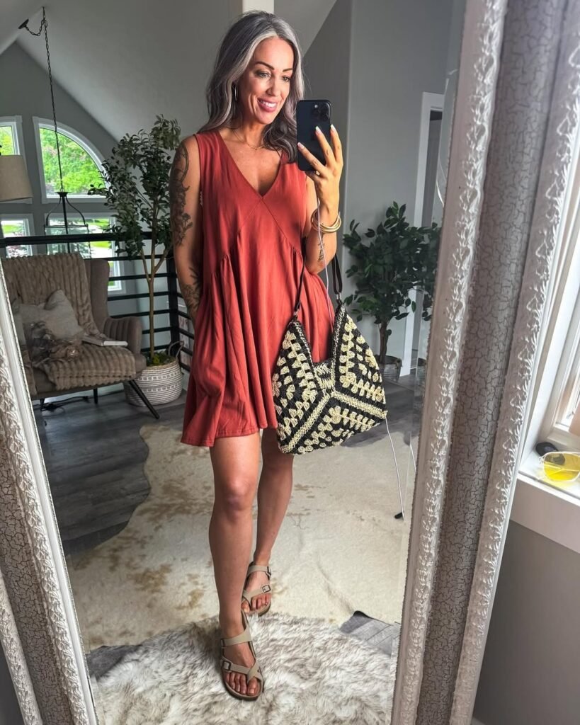 Cute Spring Outfits for Women Over 40