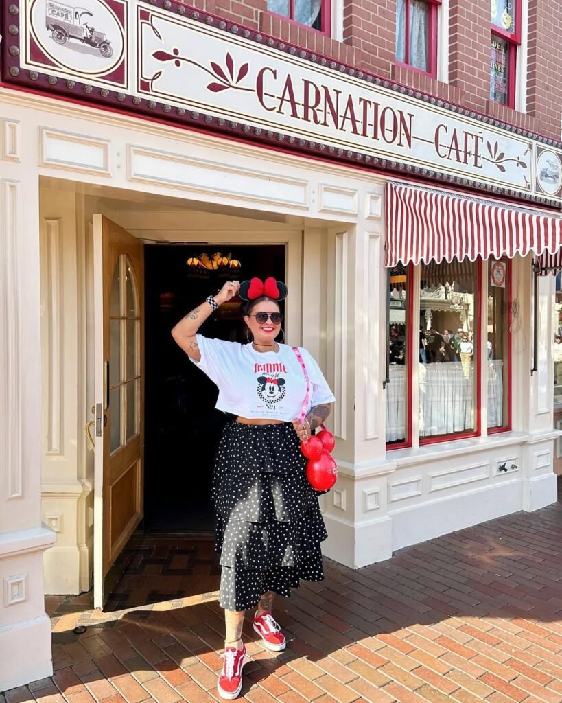 Classic Minnie With a Pop of Red