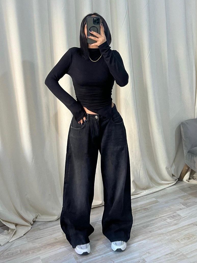 Baggy Jeans Outfit Women