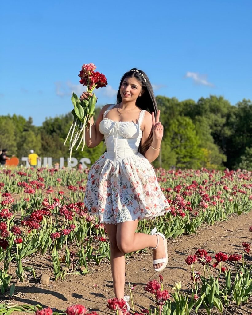 Tulip Flower Festival Outfits  For Women