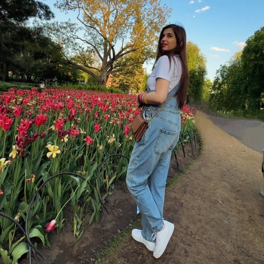  Tulip Festival outfits Inspo