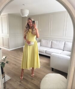 Spring Dinner Outfit Ideas For Women 2026 Over 40