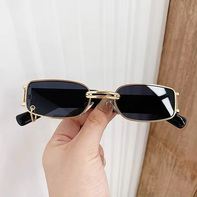 What's Trending in Women's sunglasses