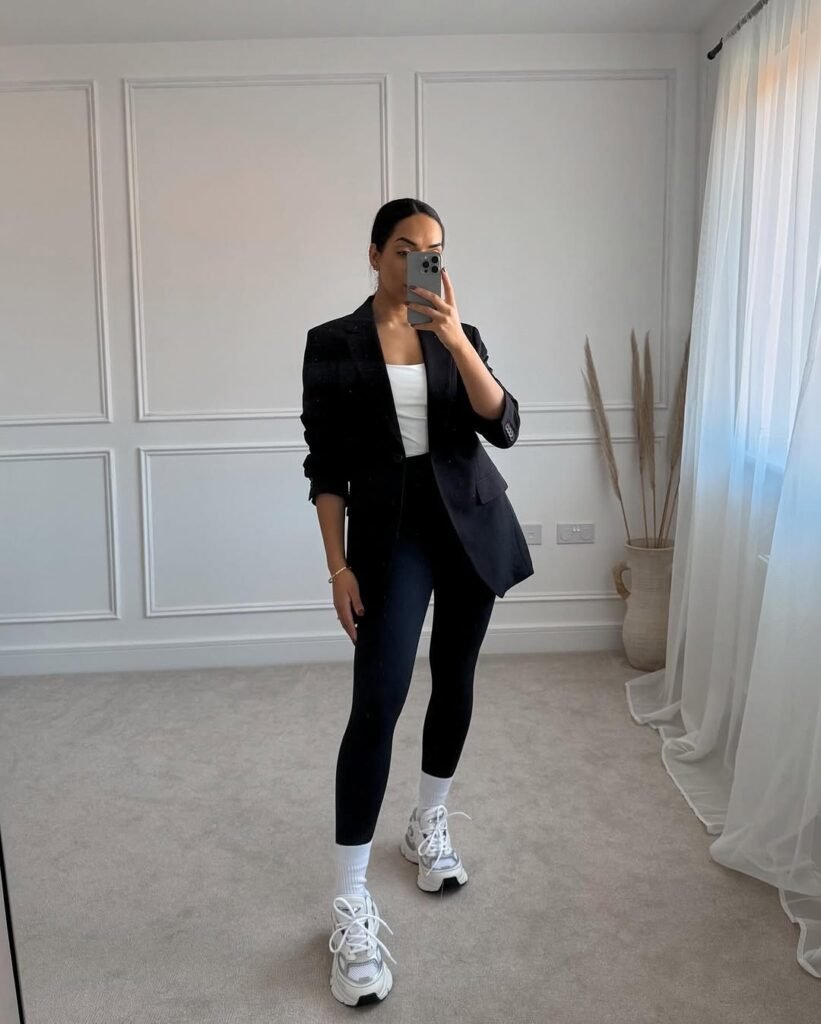 Black Leggings Outfit Ideas For School