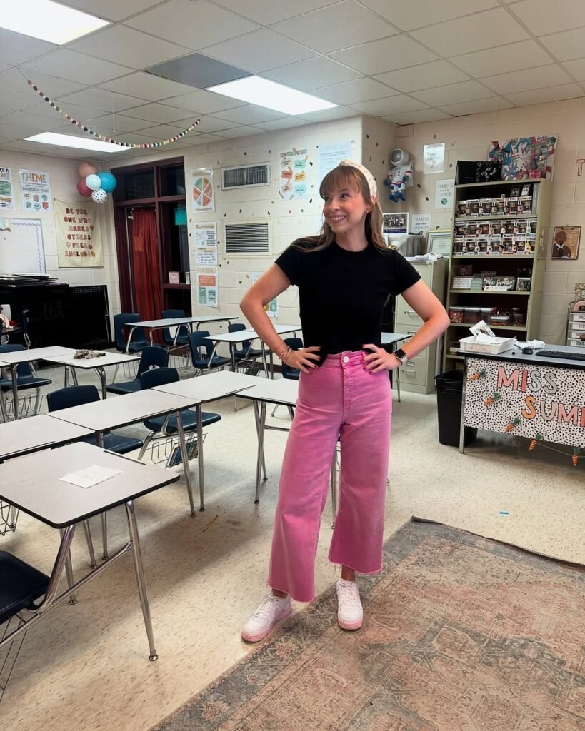 Spring Teacher Outfit For Women