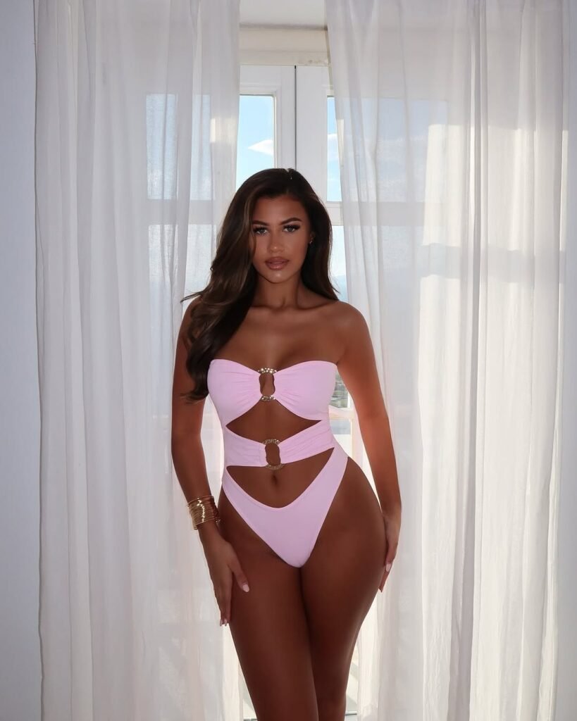 Pool Party Outfits for Black Women